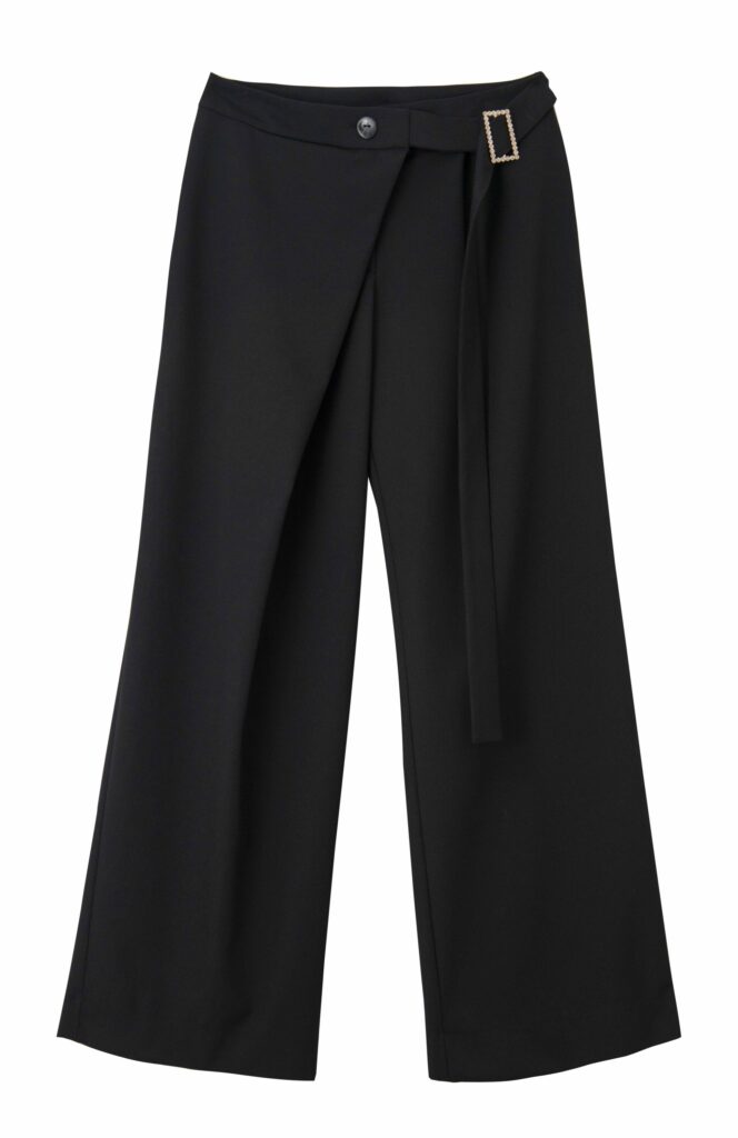 PANTALONE ASIMMETRICO CON ACCESSORIO
