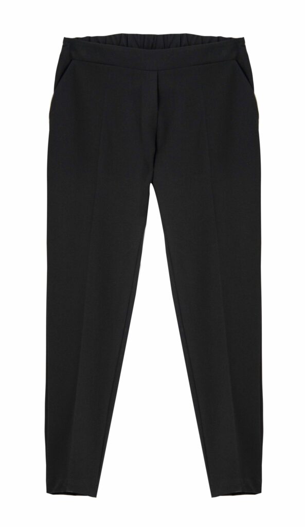 PANTALONE CON ELASTICO DIETRO