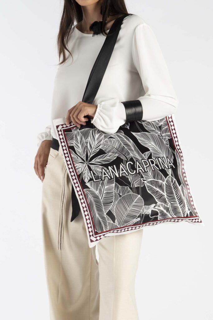 SHOPPING BAG LOGO
